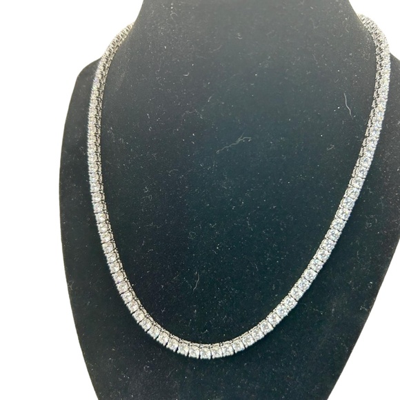 925 Sterling Silver Tennis Necklace With Cubic Zirconia 16” Long - Picture 5 of 8